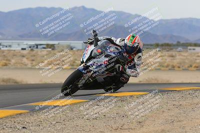 media/Dec-17-2022-SoCal Trackdays (Sat) [[224abd9271]]/Turn 9 Inside (1pm)/